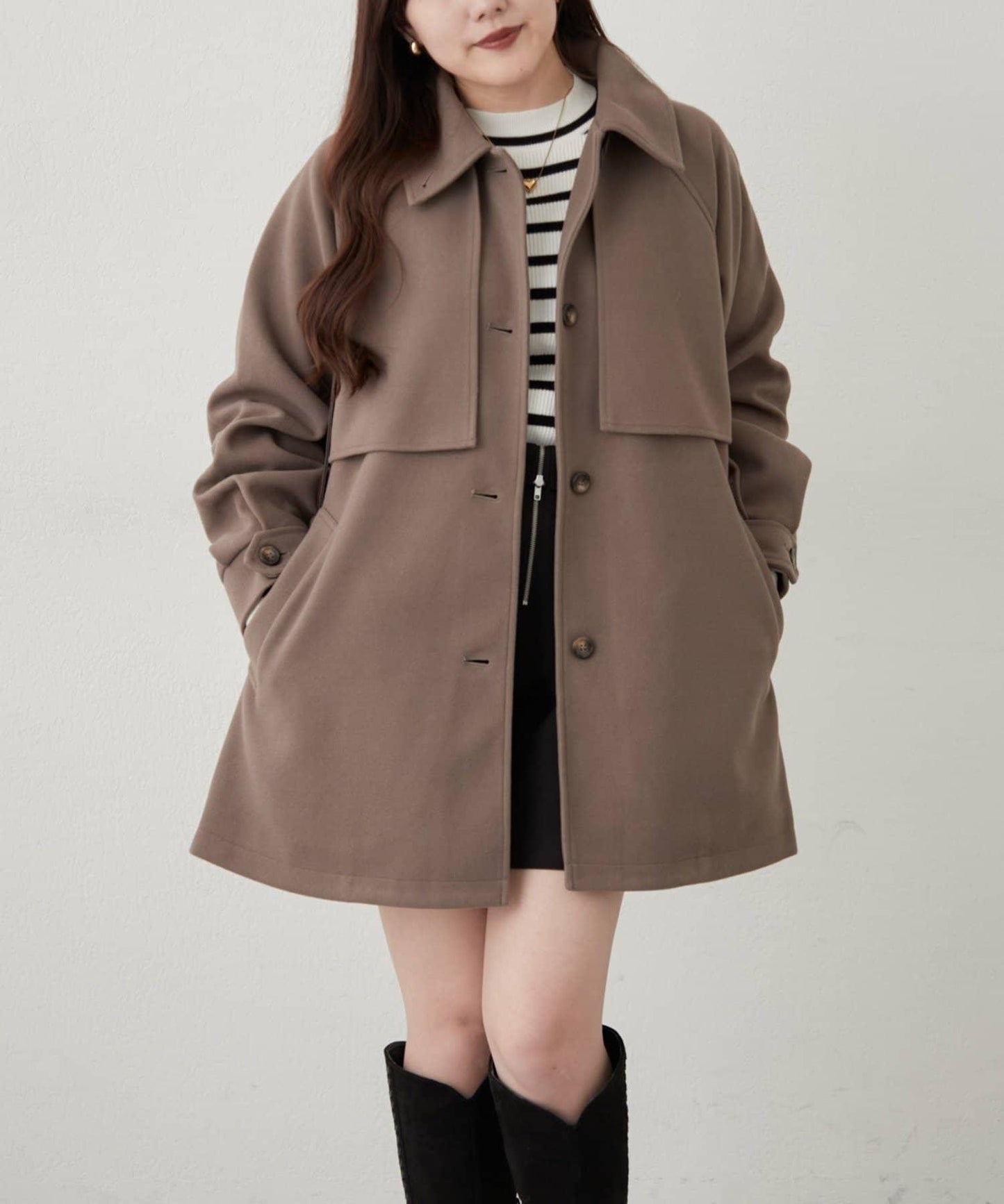 拼色設計中長款大衣