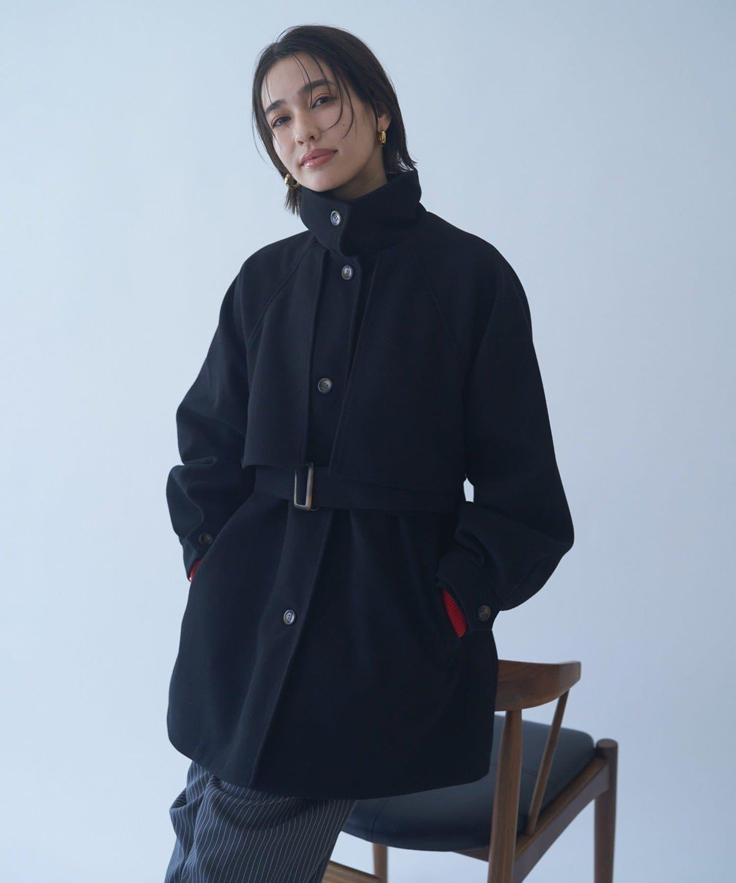 拼色設計中長款大衣