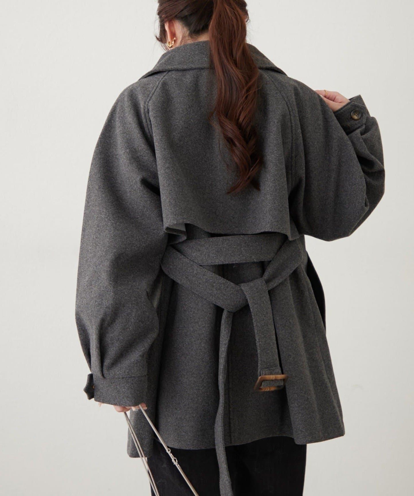 拼色設計中長款大衣