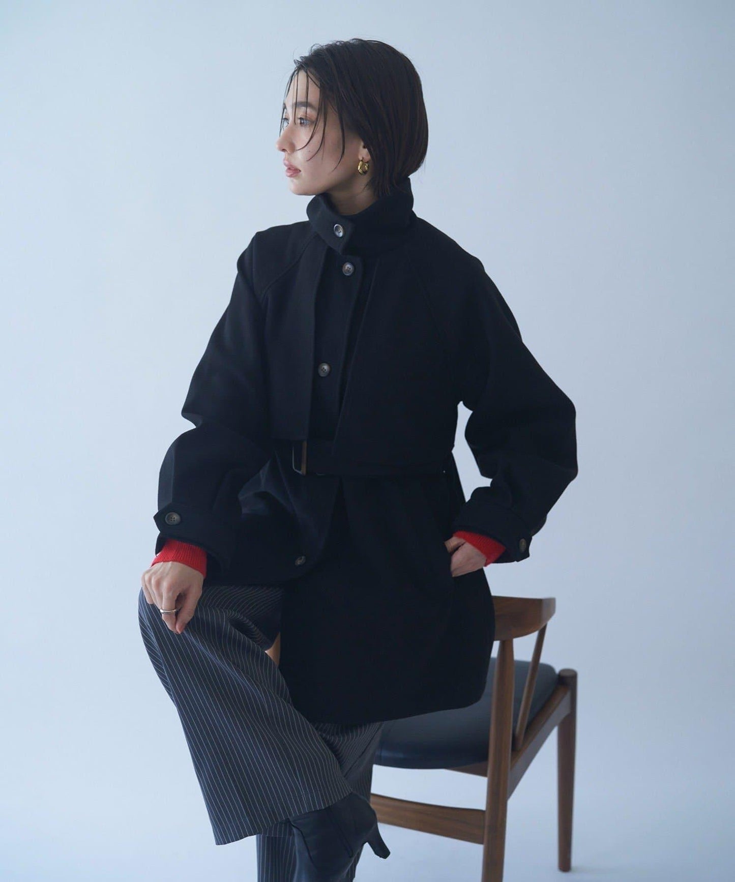 拼色設計中長款大衣