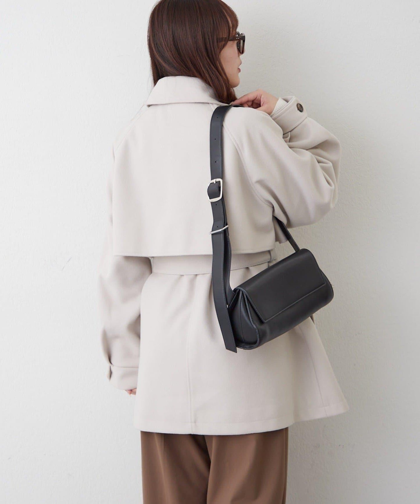 拼色設計中長款大衣