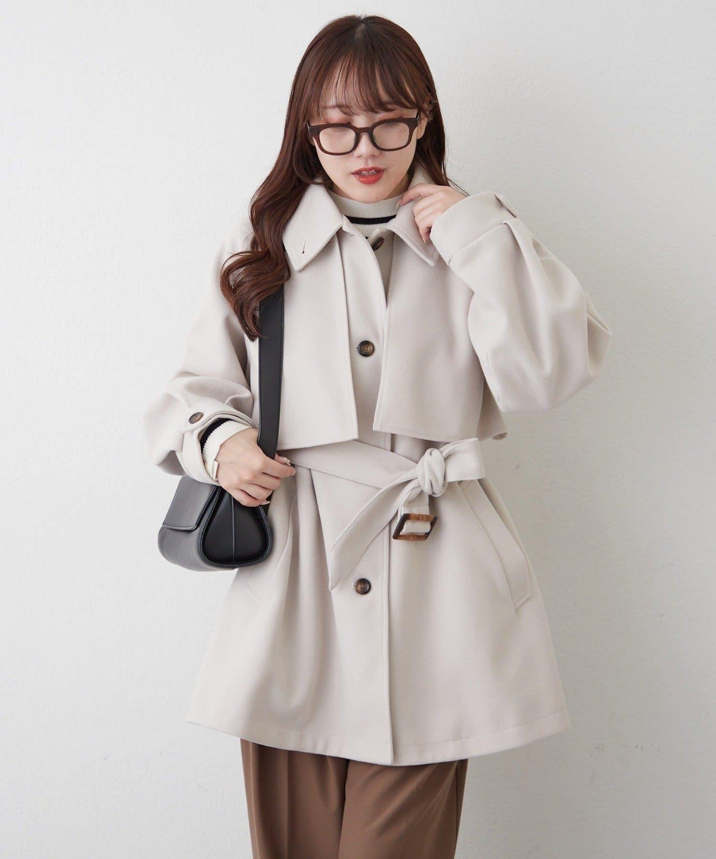 拼色設計中長款大衣