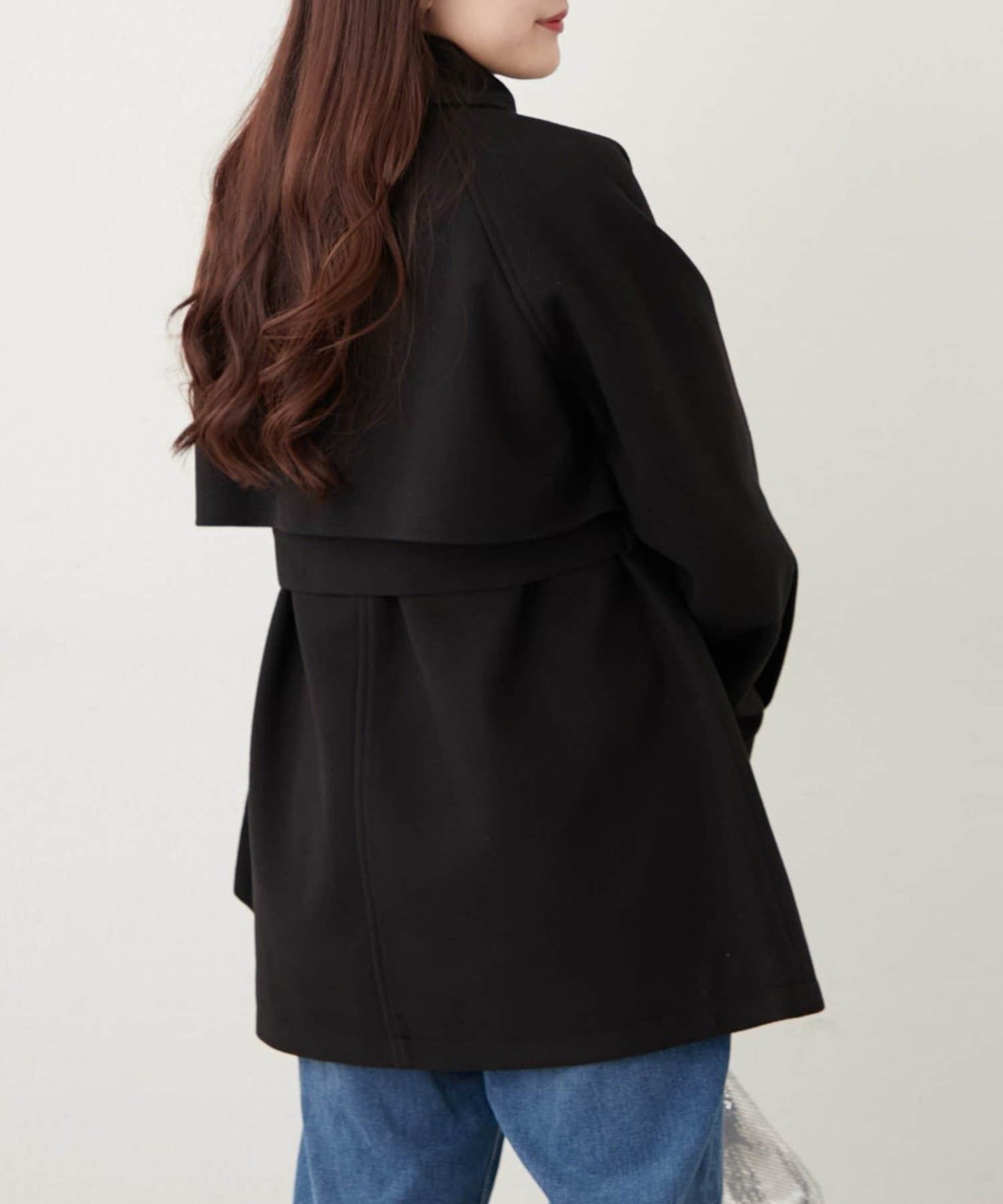 拼色設計中長款大衣