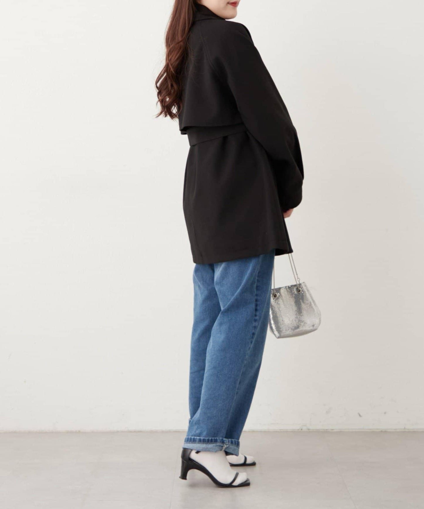 拼色設計中長款大衣