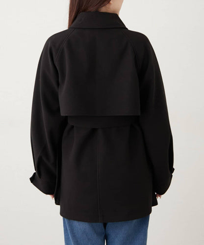 拼色設計中長款大衣