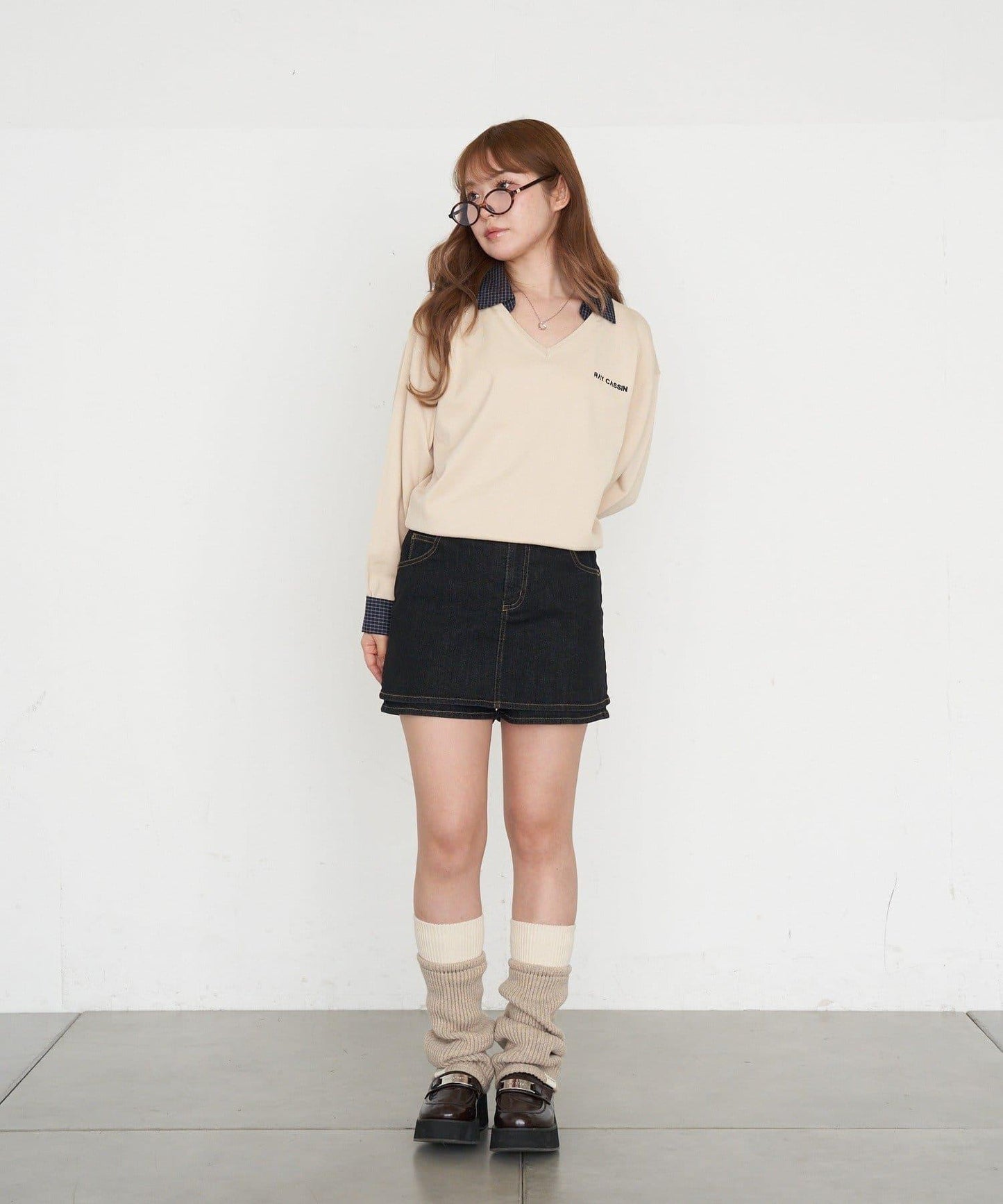 帶領 V字胸口刺繡 針織上衣