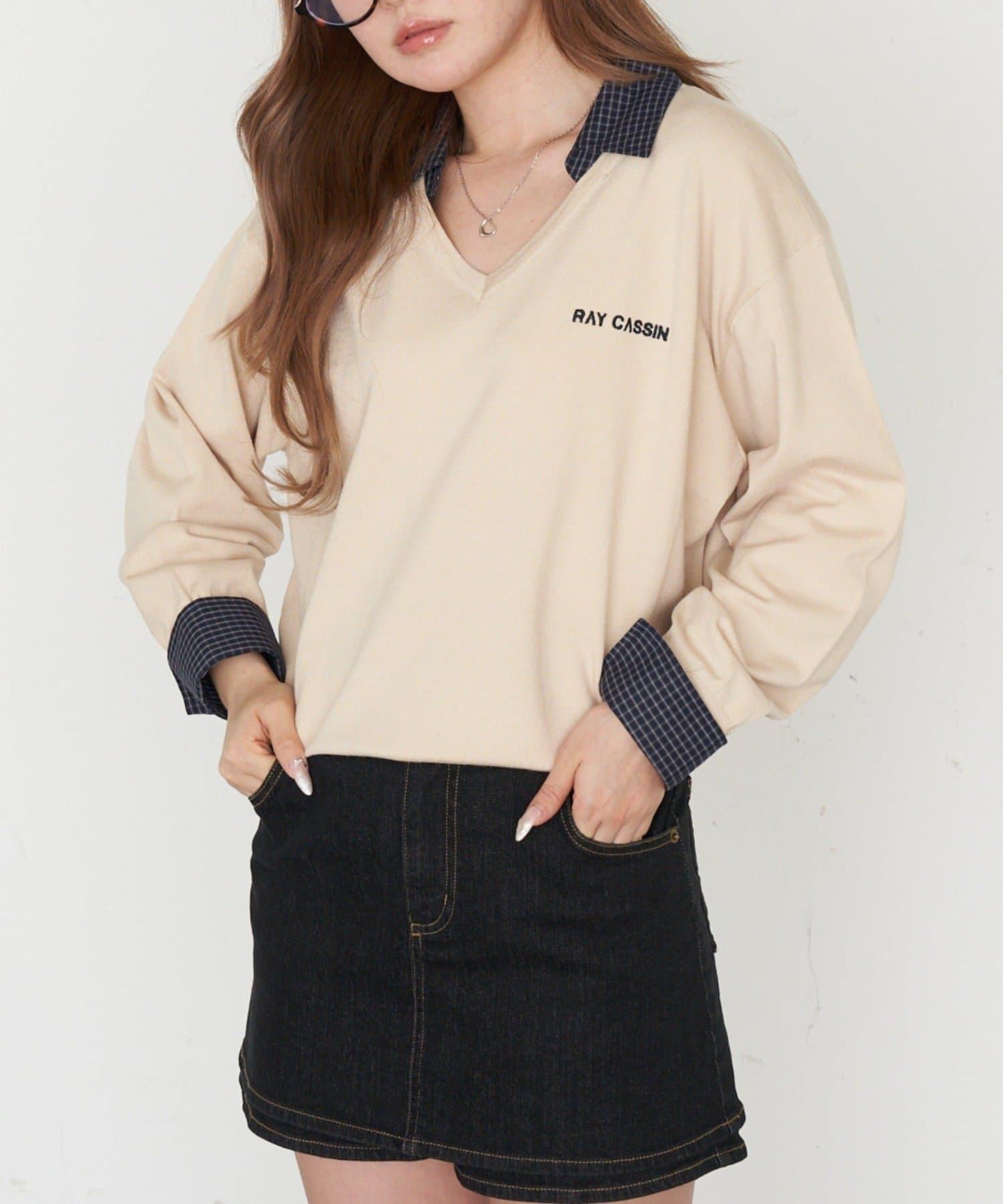 帶領 V字胸口刺繡 針織上衣