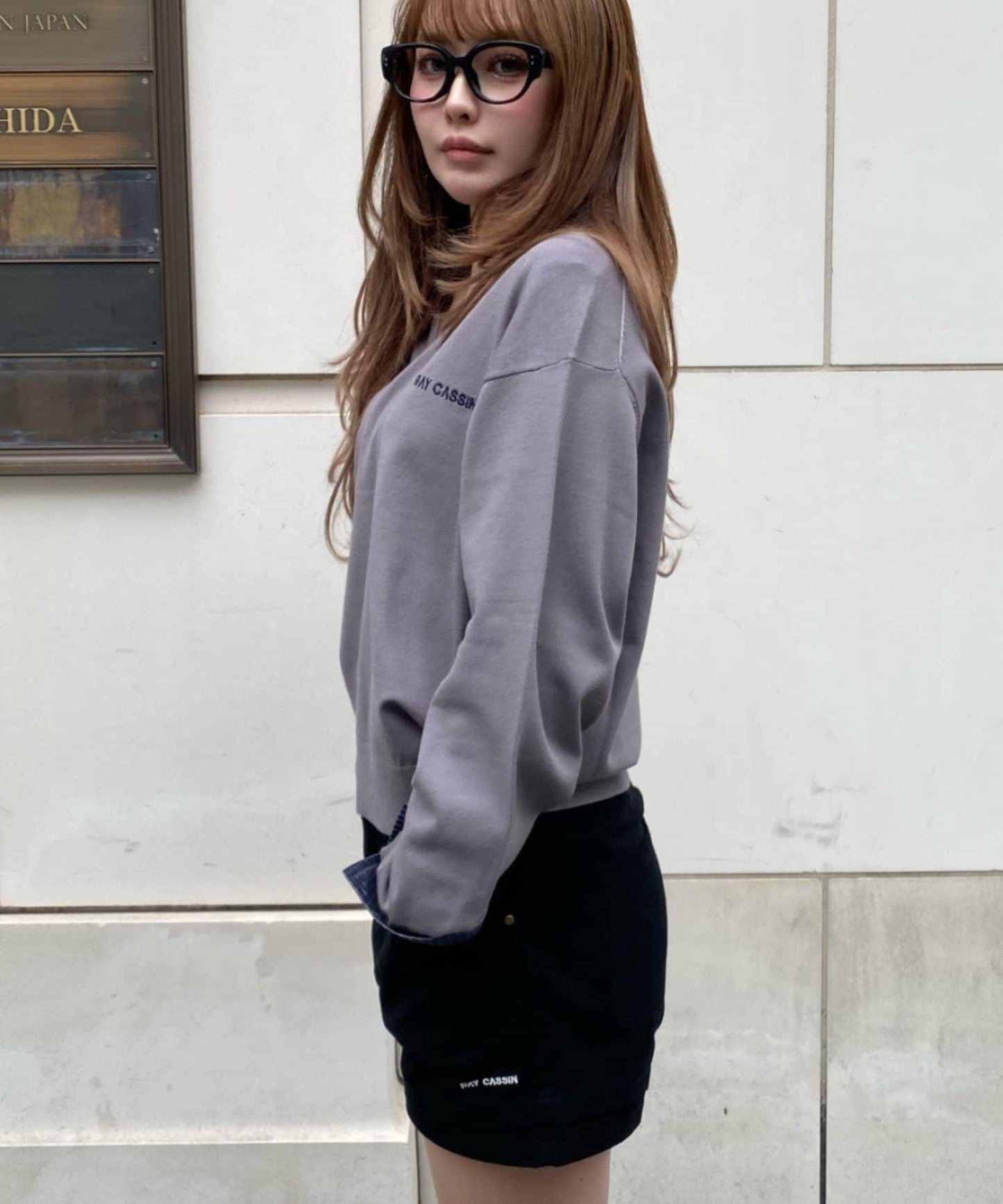 帶領 V字胸口刺繡 針織上衣