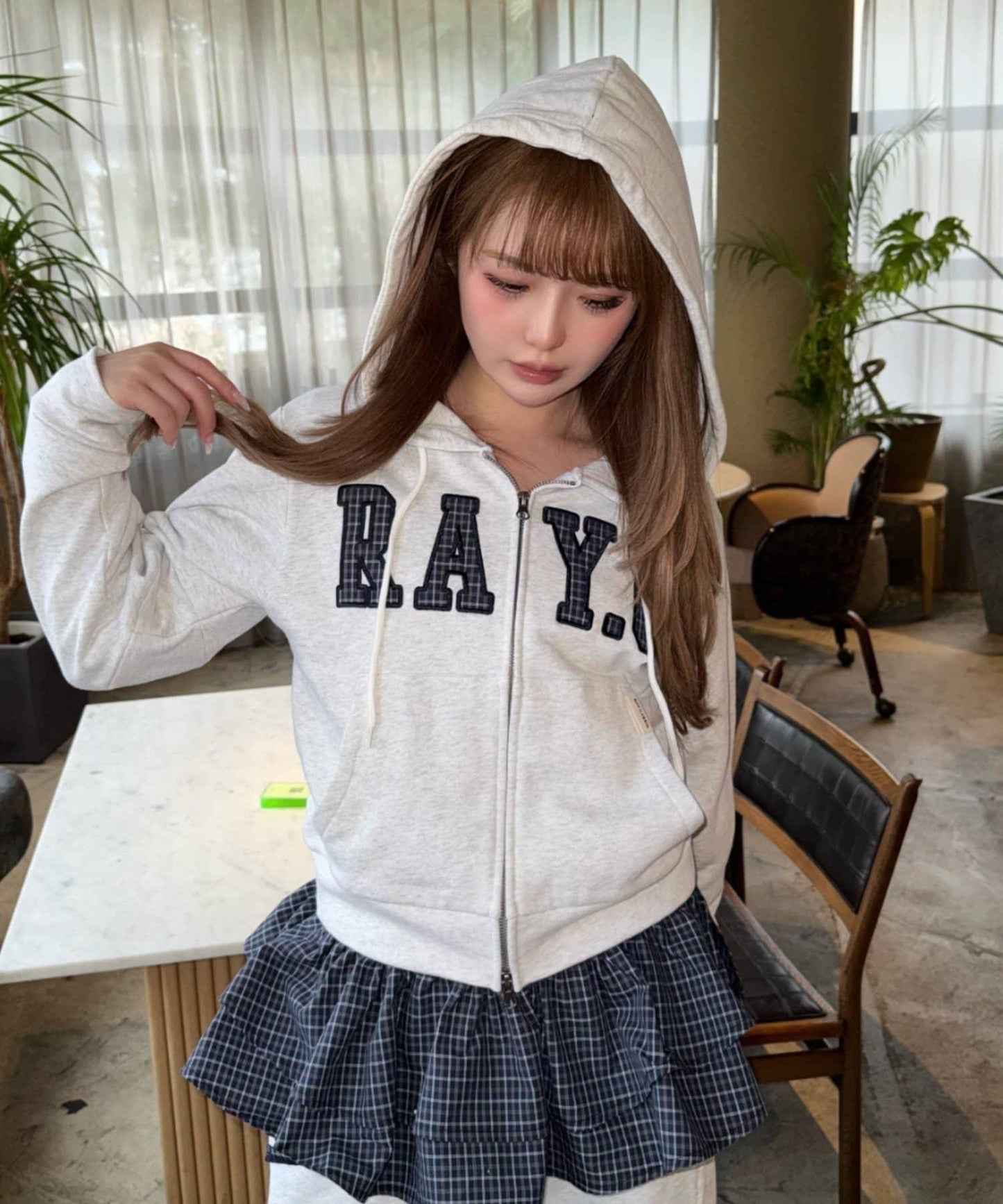 標誌拼接設計 連帽衛衣