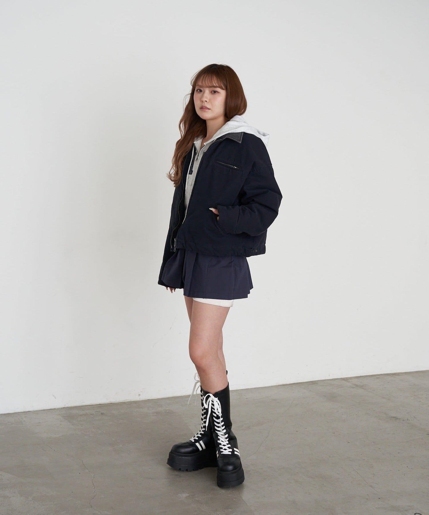 標誌拼接設計 連帽衛衣