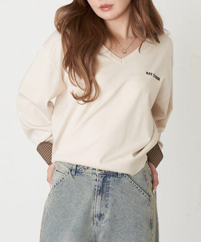 帶領 V字胸口刺繡 針織上衣