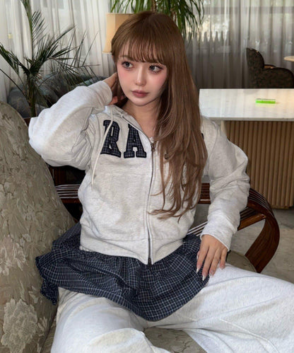 標誌拼接設計 連帽衛衣