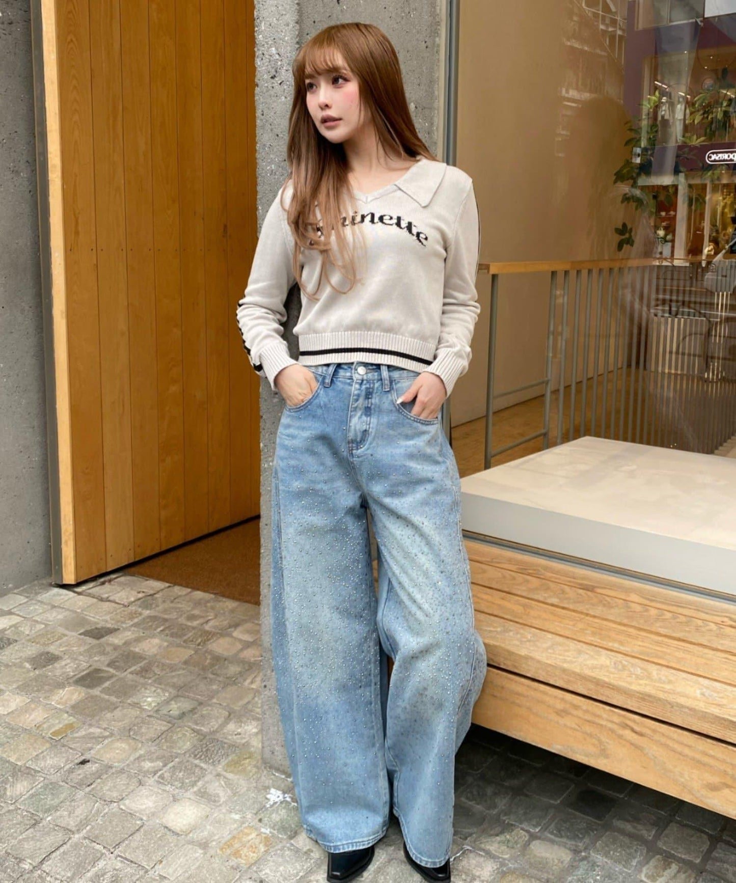 開領線條Logo針織 針織衫