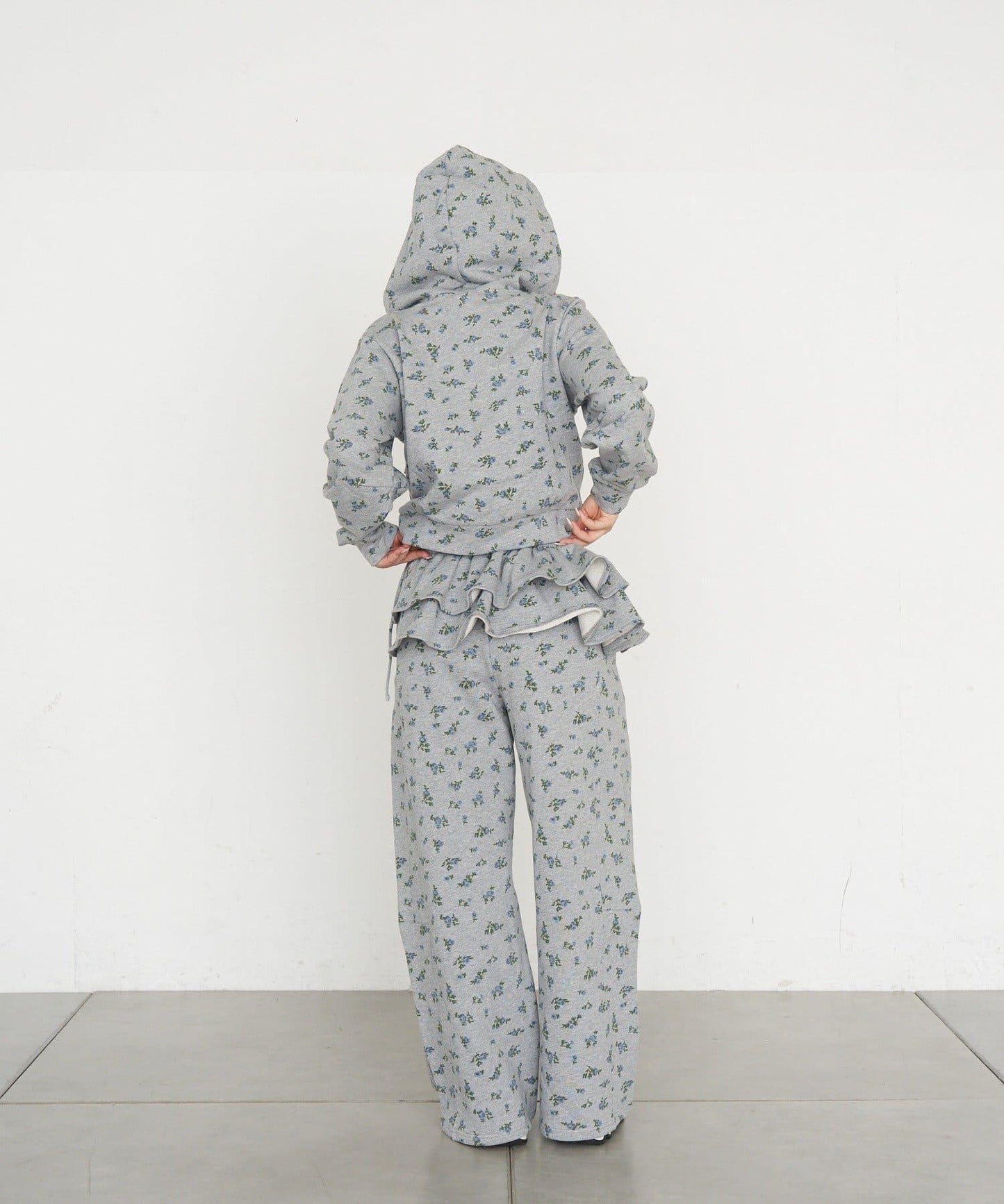 標誌拼接設計 連帽衛衣