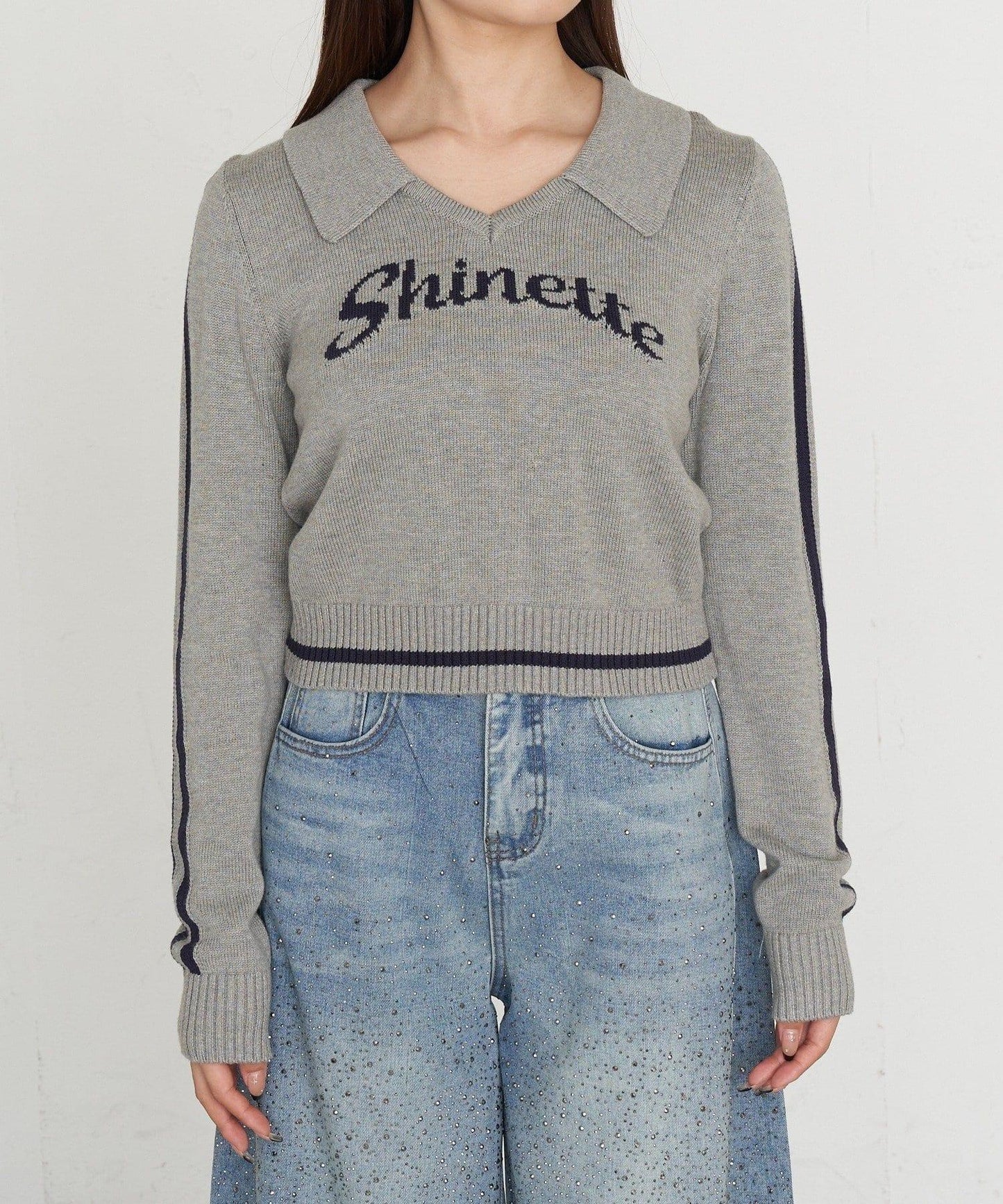 開領線條Logo針織 針織衫