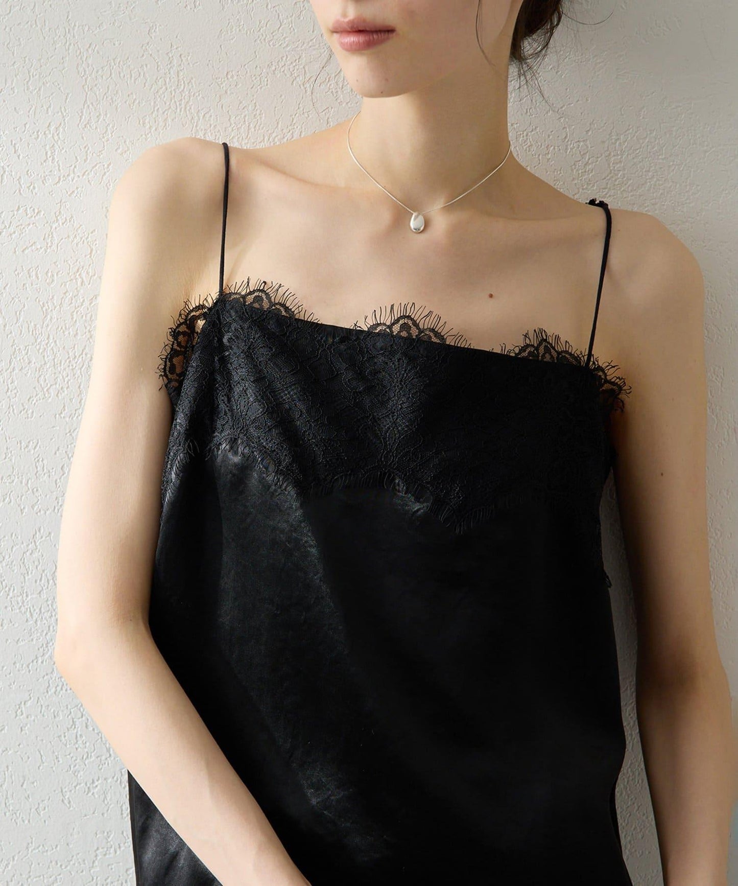 緞面蕾絲吊帶背心