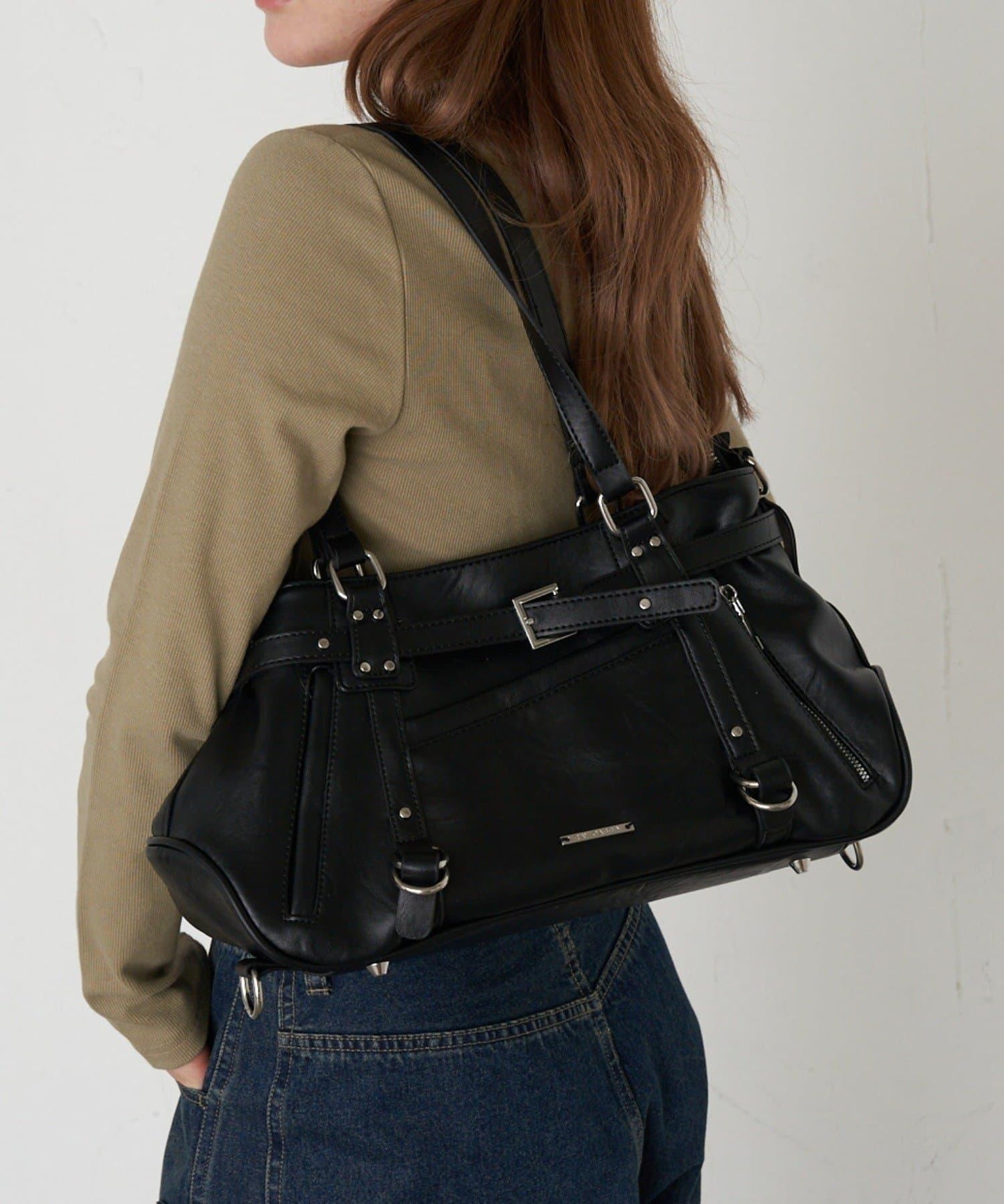 帶裝飾帶拉鍊口袋單肩包