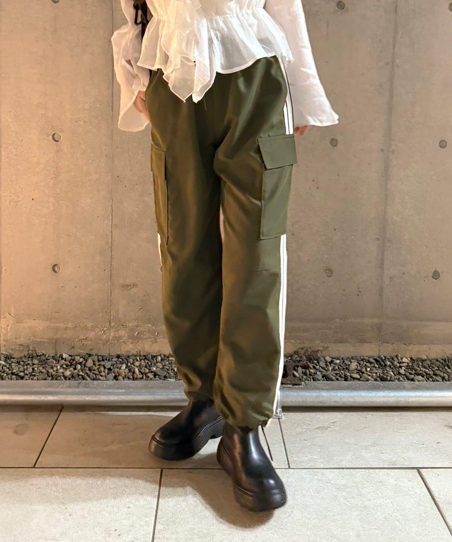 側條紋設計 工裝褲