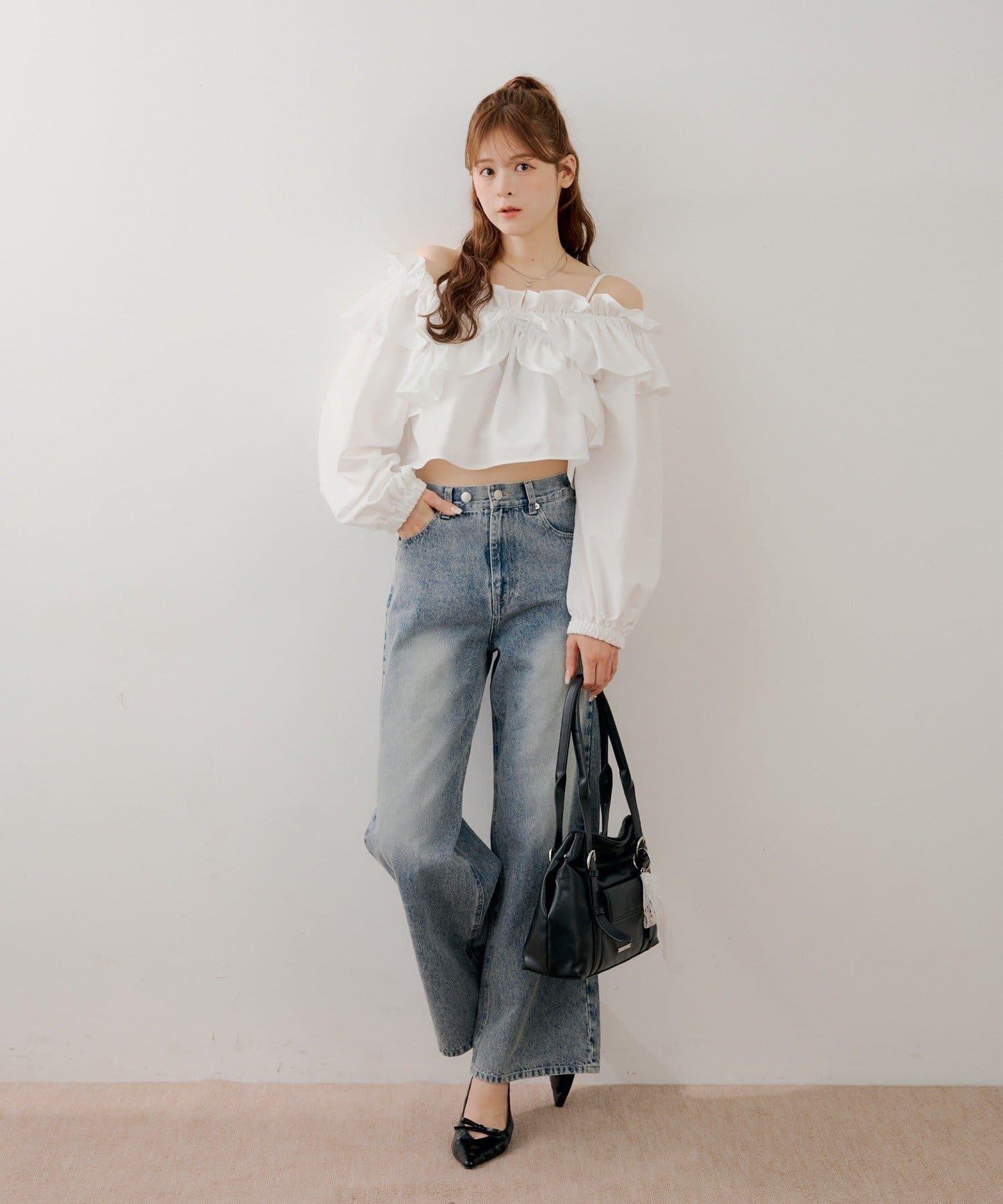 露肩兩穿荷葉邊襯衫