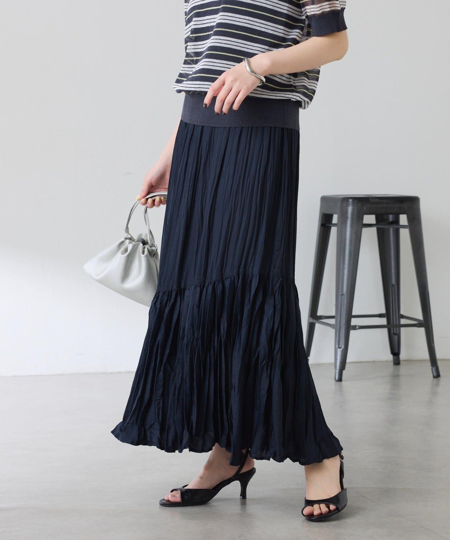 皺感斜向拼接半身裙