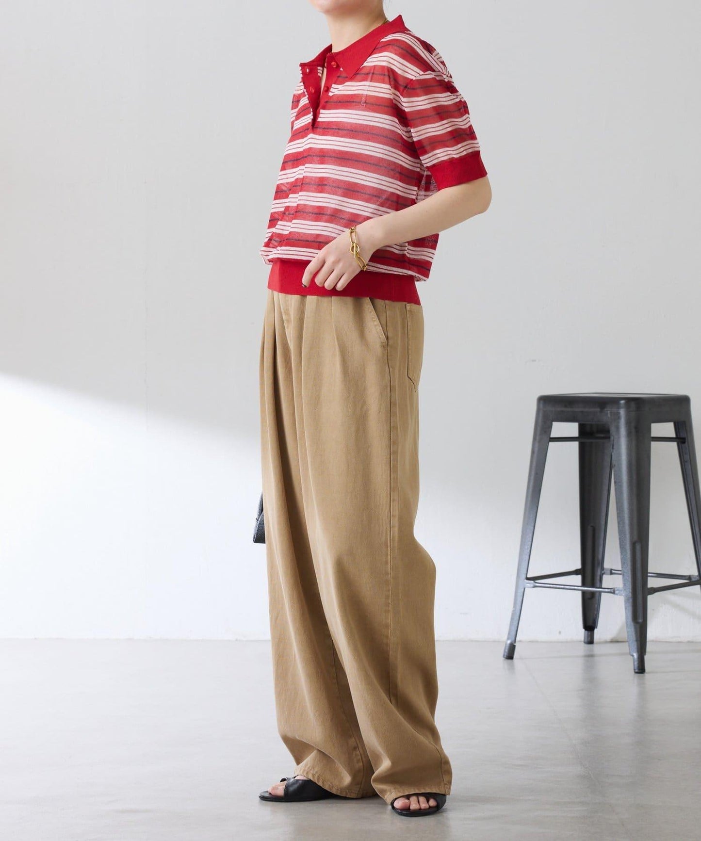 透紗條紋POLO領針織上衣