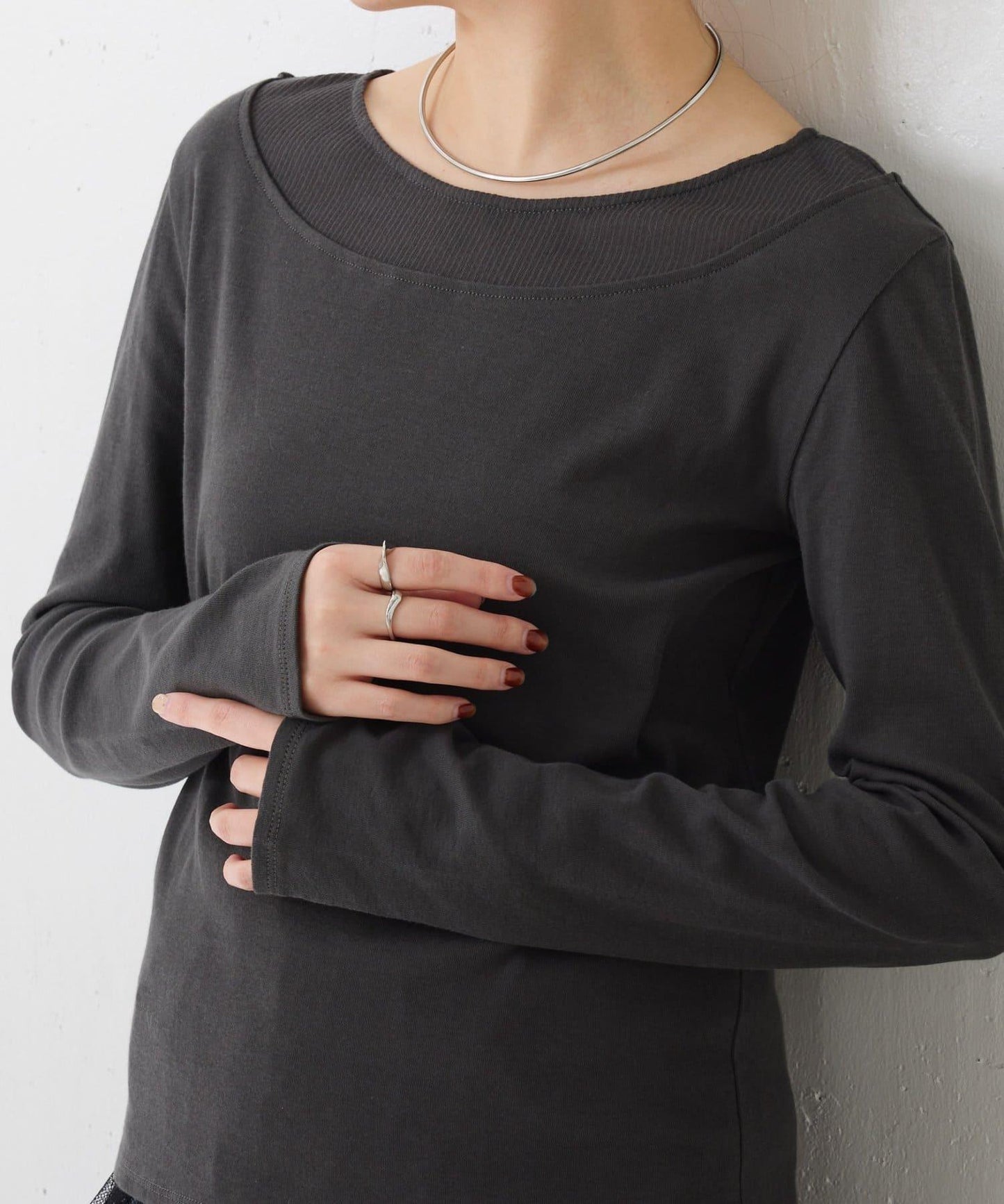 一件即可完成搭配 仿疊穿設計 長袖T恤