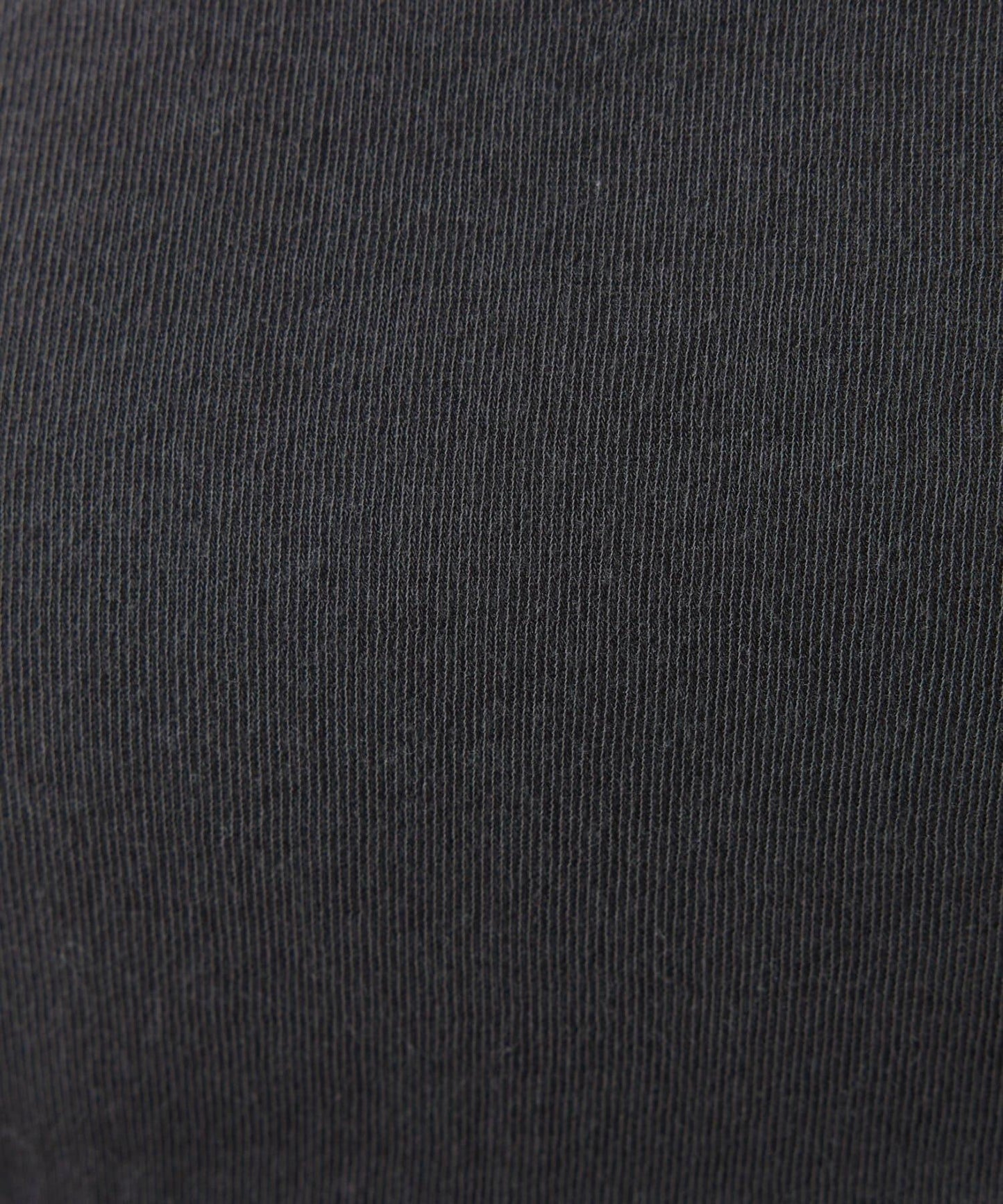 一件即可完成搭配 仿疊穿設計 長袖T恤