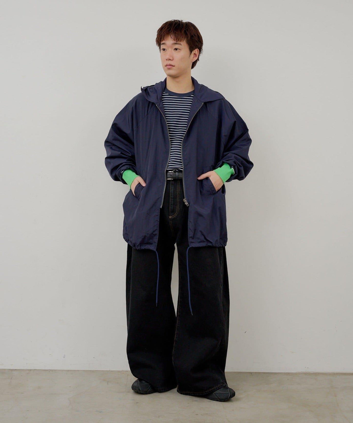 WHIMSIC 尼龍拉鍊連帽外套