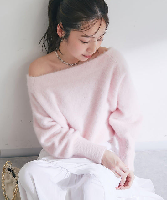 La boutique BonBon 毛感羊毛羊絨混紡露肩針織上衣