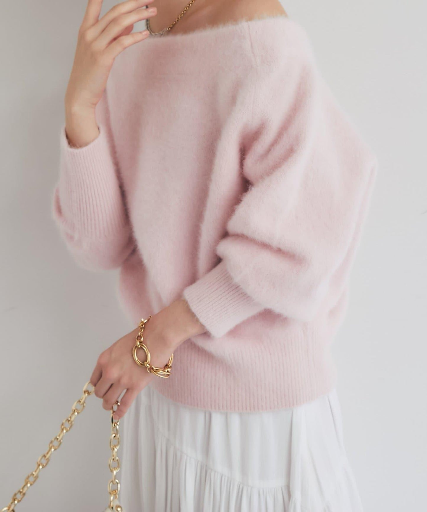 La boutique BonBon 毛感羊毛羊絨混紡露肩針織上衣