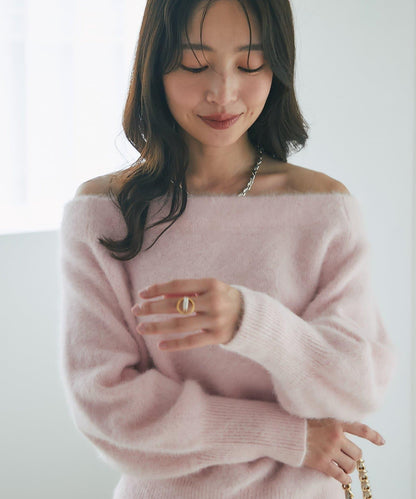 La boutique BonBon 毛感羊毛羊絨混紡露肩針織上衣