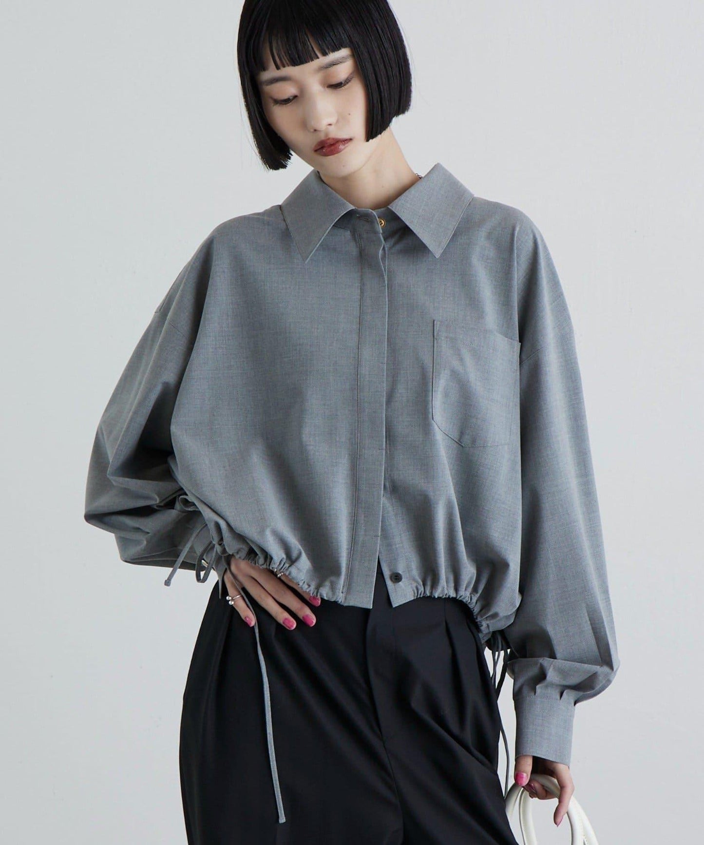 泡泡袖設計襯衫