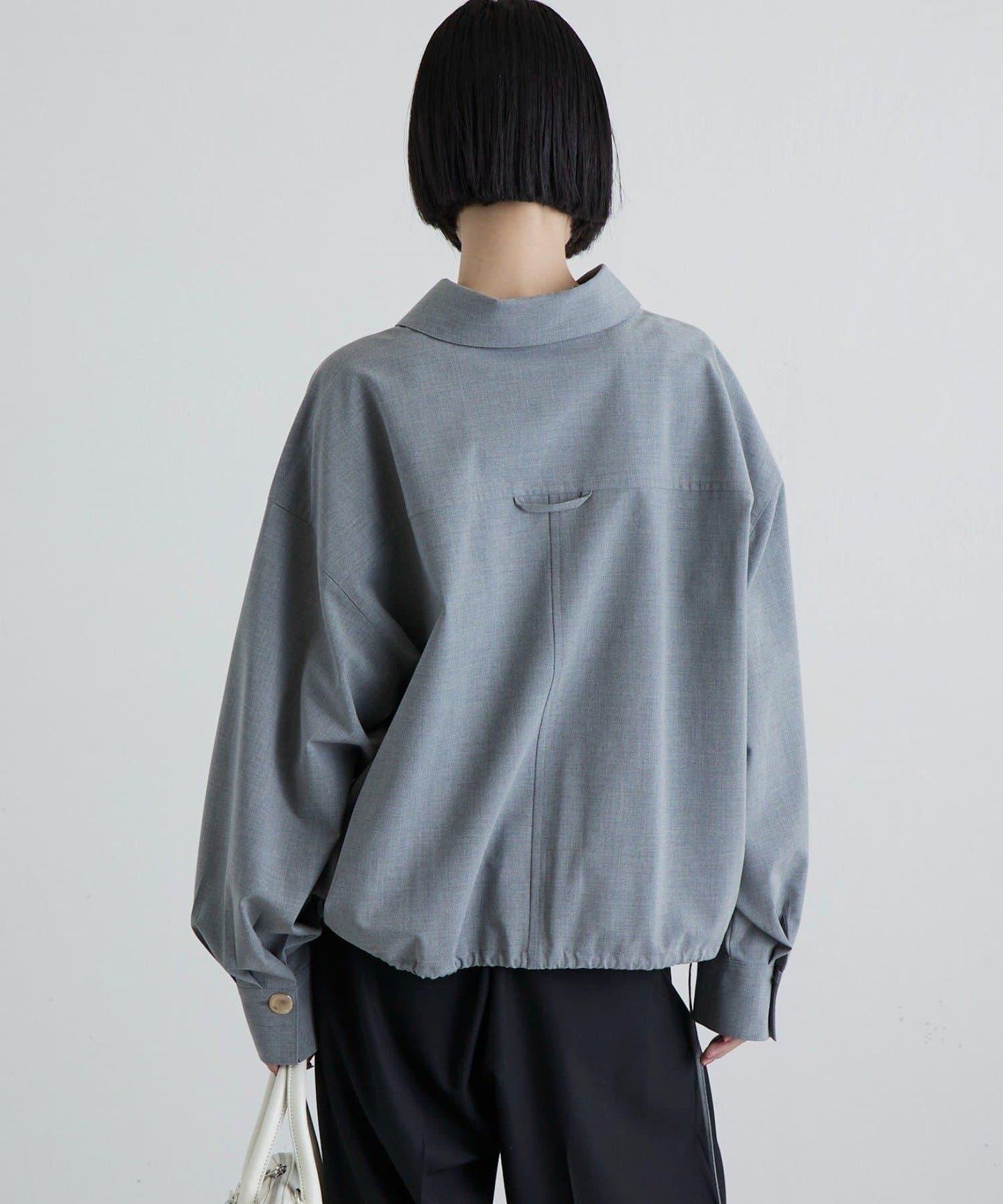 泡泡袖設計襯衫