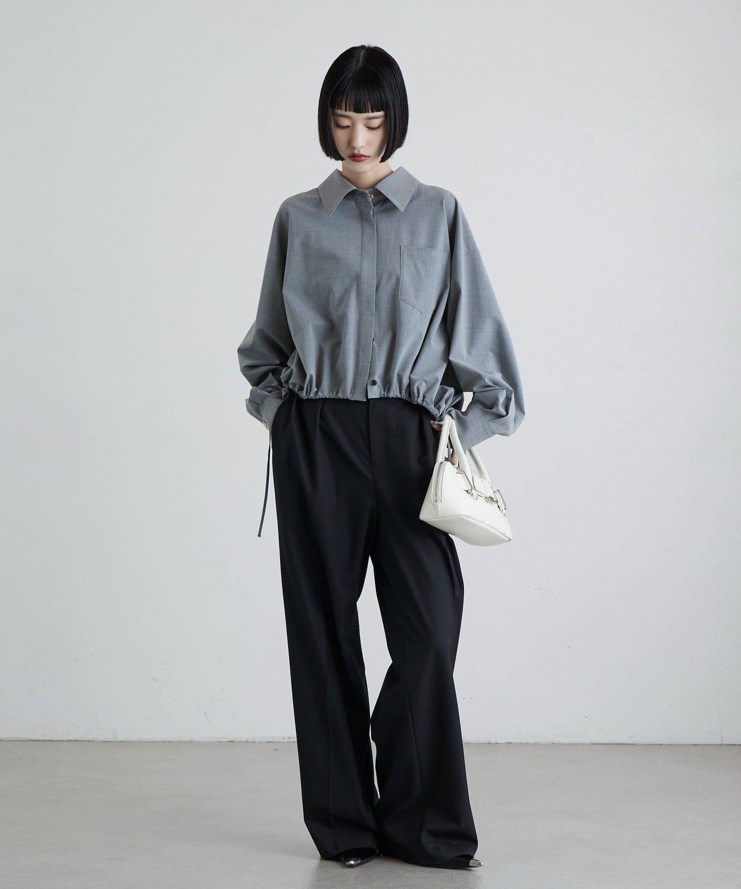 泡泡袖設計襯衫