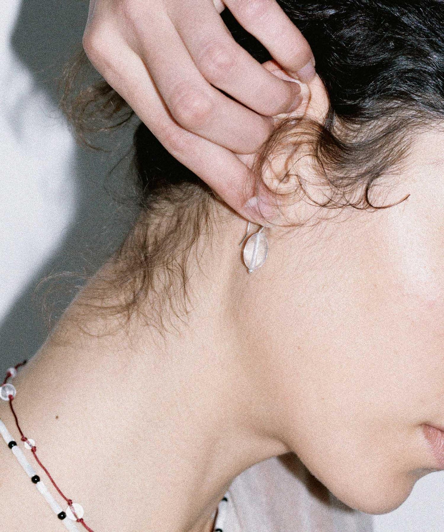 SMELLY so’ stone drop hook pierce 耳環