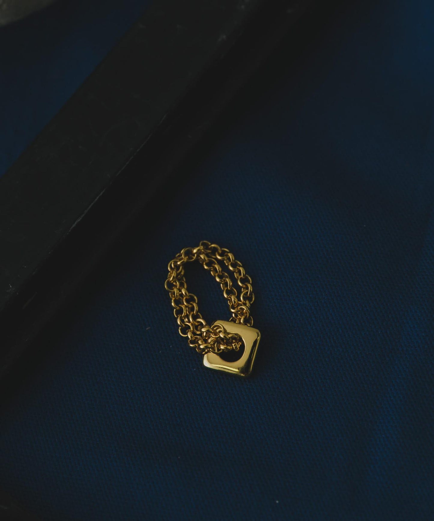 SMELLY so’ point 鏈條戒指