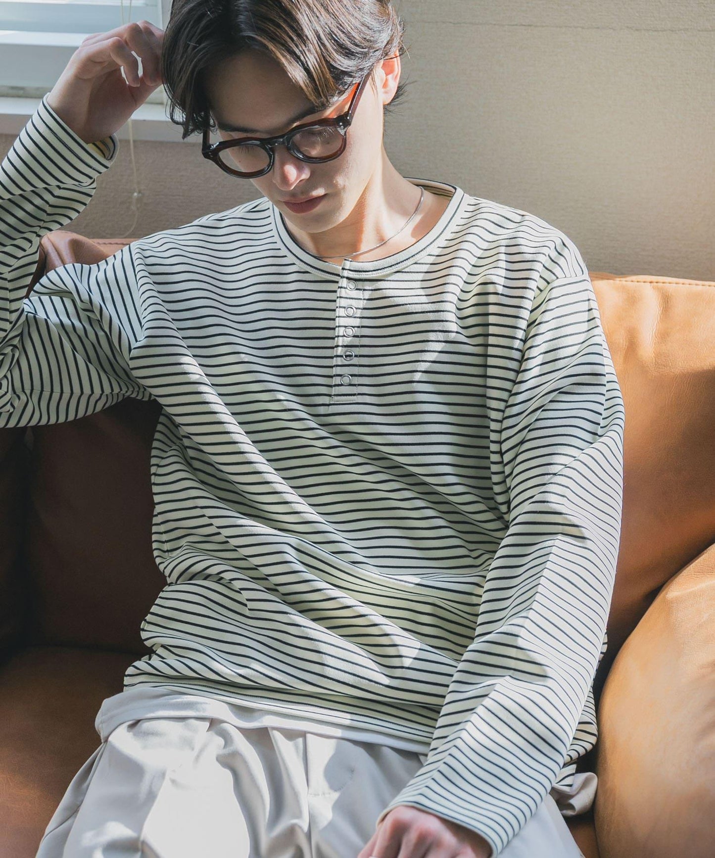 條紋亨利領長袖T恤