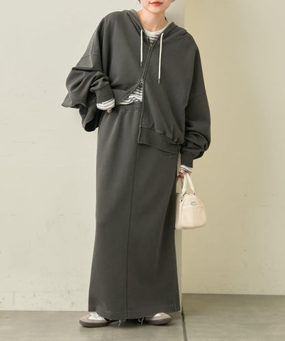 單點Logo刺繡水洗做舊丹寧風面料半身裙