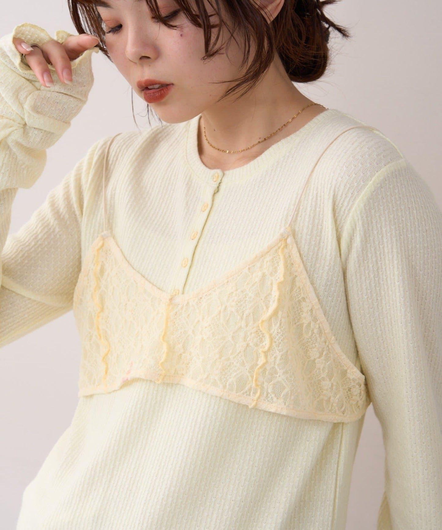 willow 蕾絲文胸吊帶拼接蜂巢紋上衣