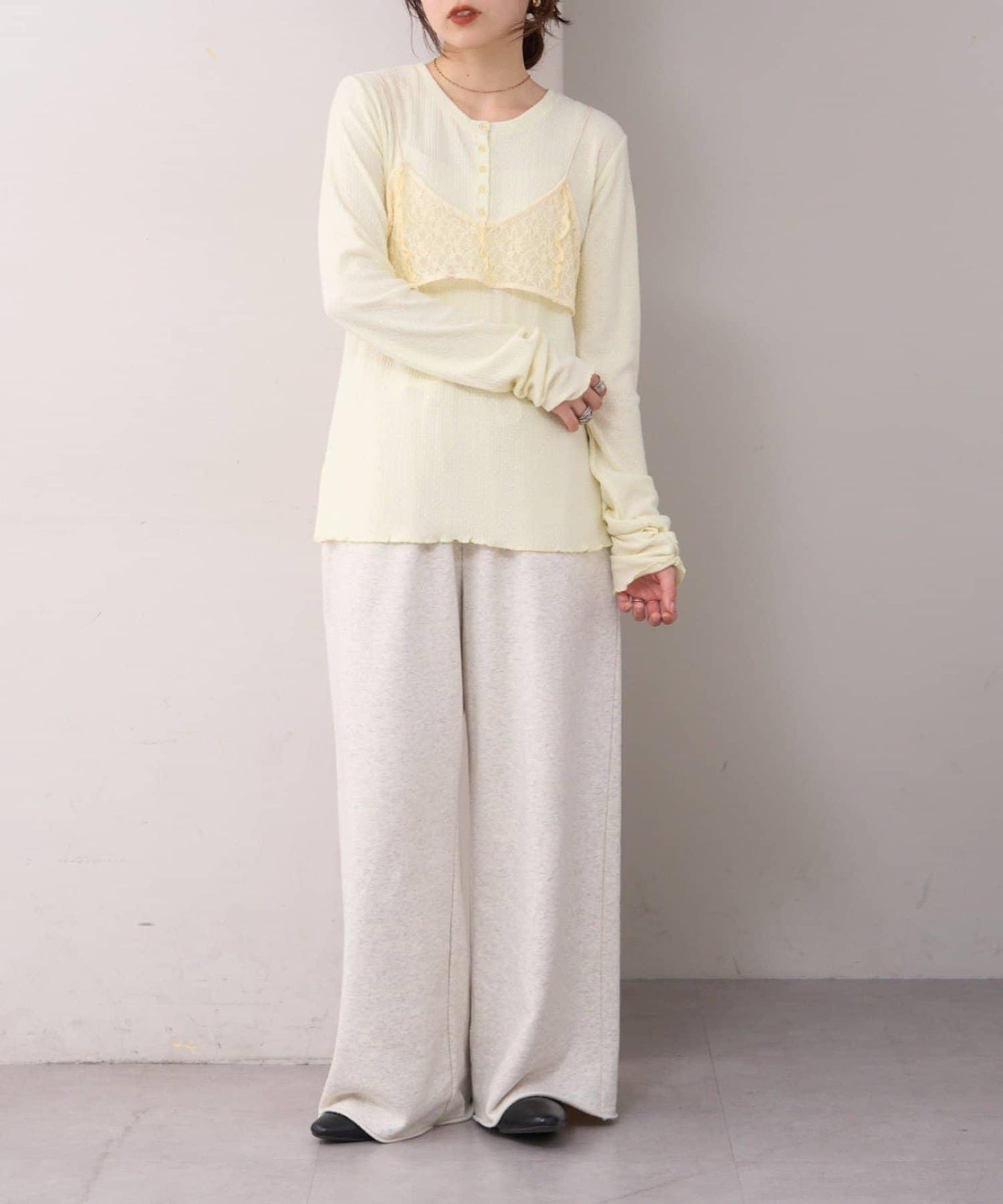 willow 蕾絲文胸吊帶拼接蜂巢紋上衣