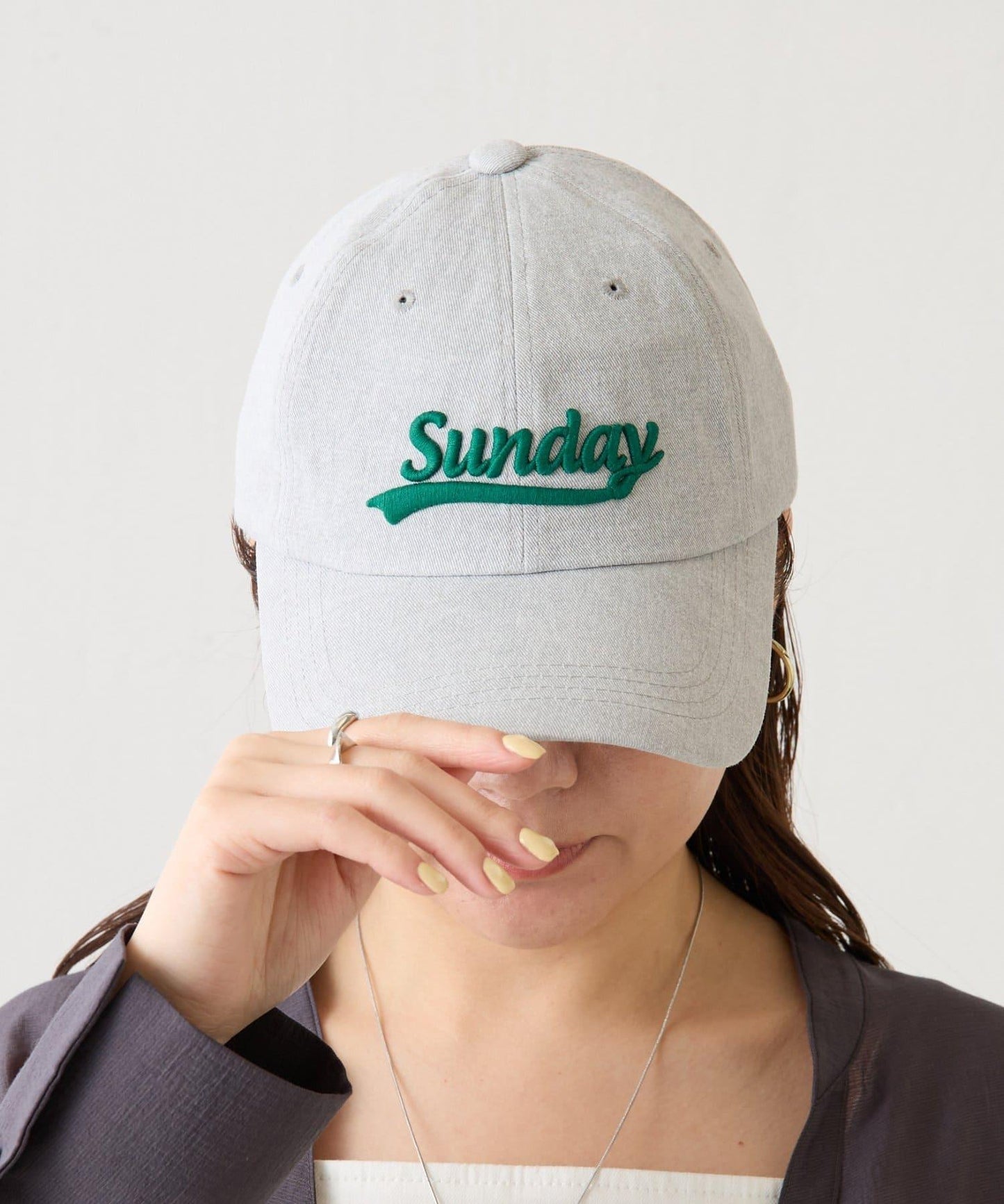 PAPILLONNER/パピヨネ Sunday刺繡棒球帽