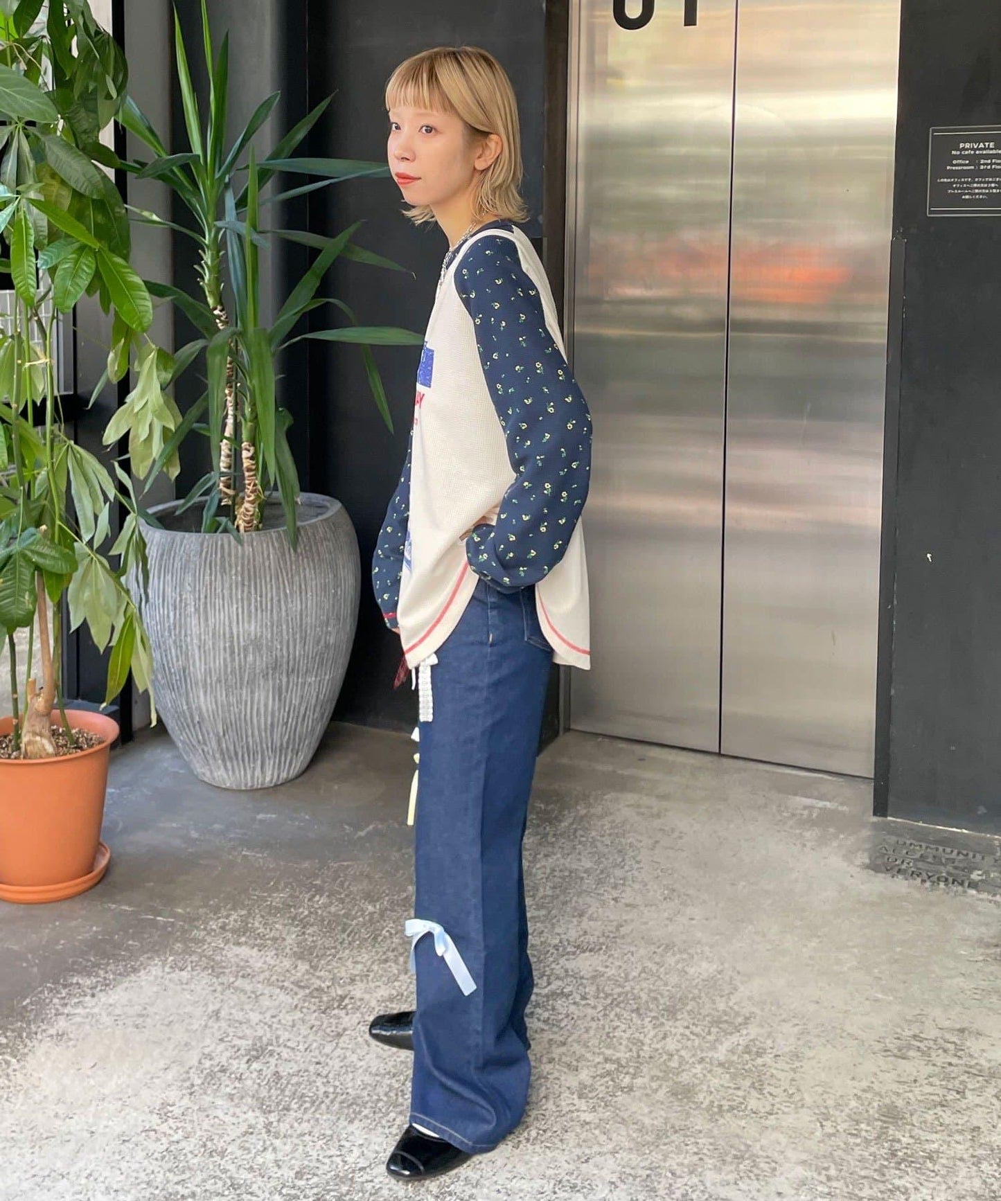 HELLO.SANFRANCISCO/ハローサンフランシスコ 印花華夫格插肩T恤