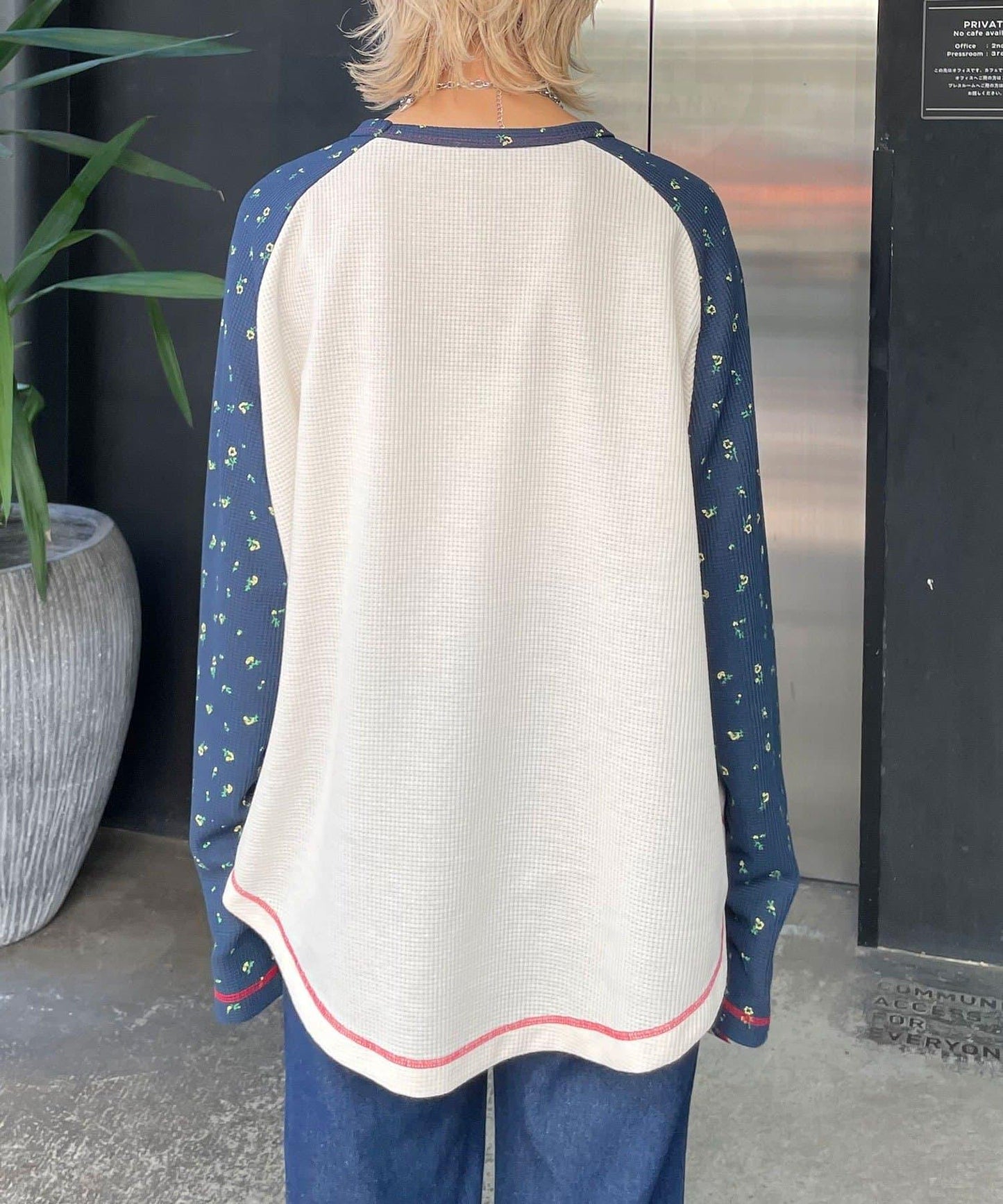 HELLO.SANFRANCISCO/ハローサンフランシスコ 印花華夫格插肩T恤