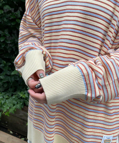 HELLO.SANFRANCISCO 大領條紋設計 POLO款 針織上衣