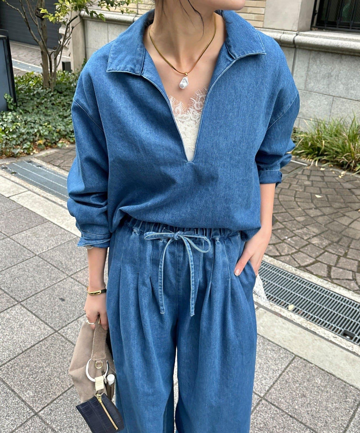 網紅OKOCHI企劃 開領牛仔襯衫