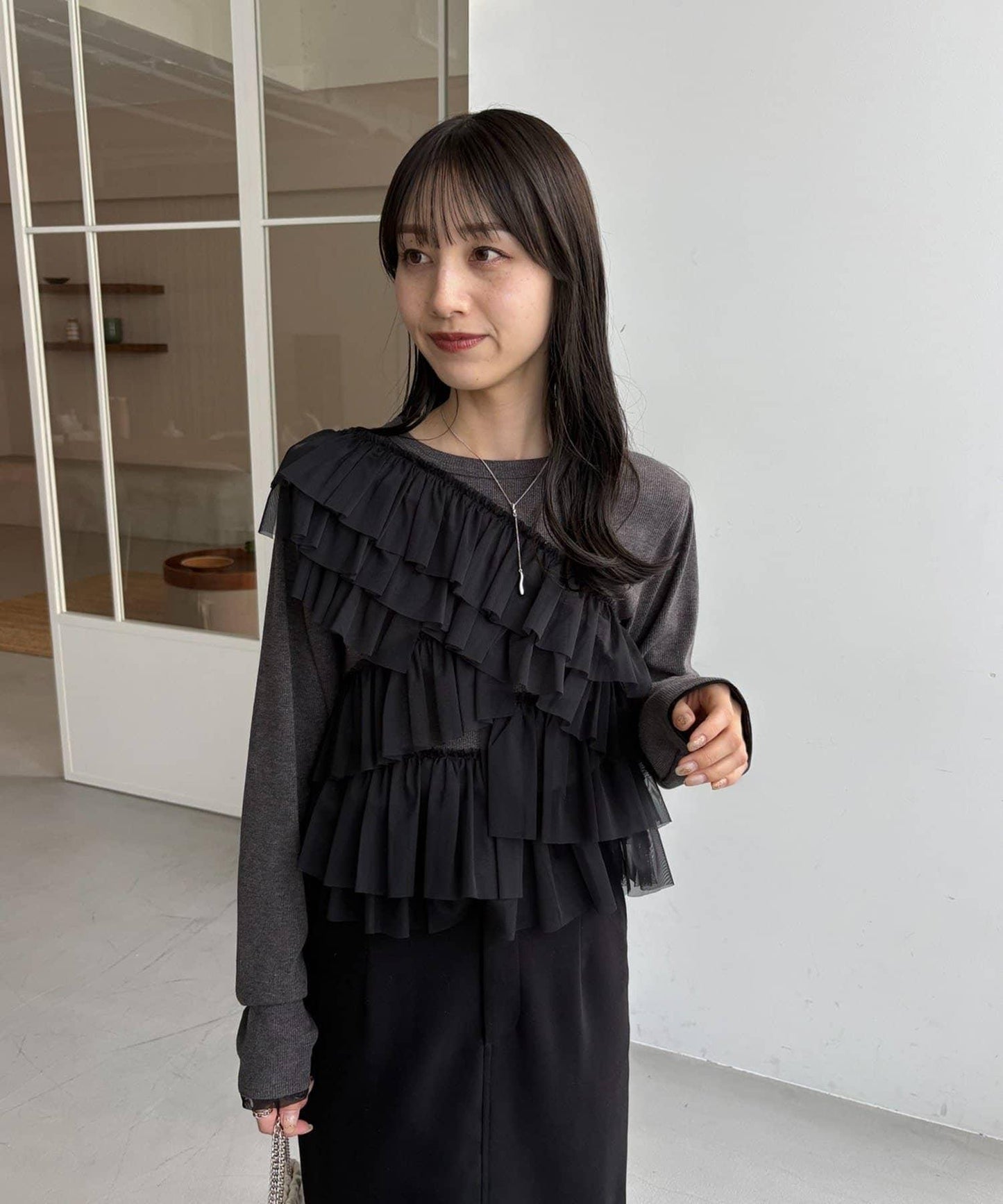 kon企畫 荷葉邊拼接長袖T恤