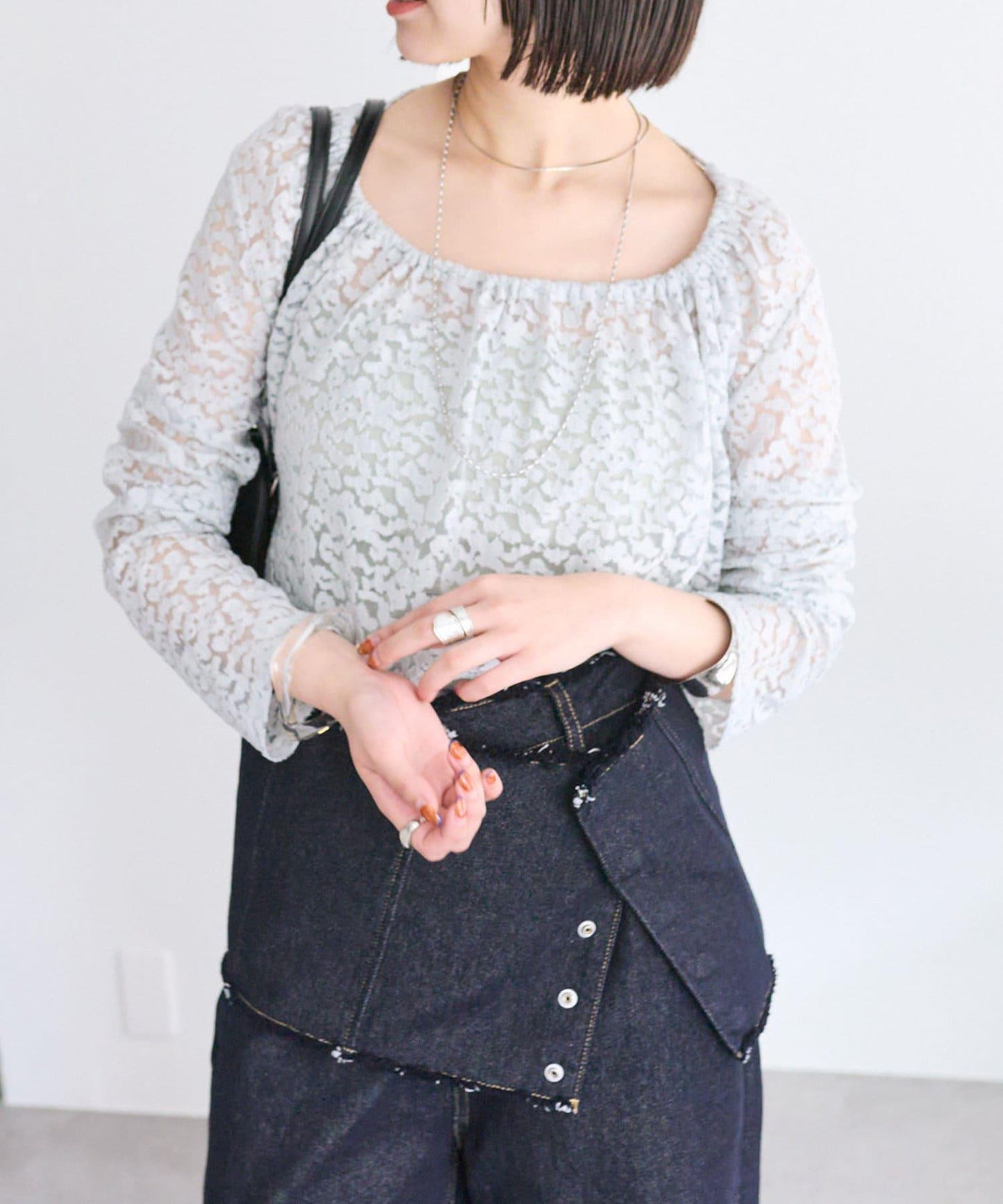 mystic 透視頸圈蝴蝶結長袖T恤