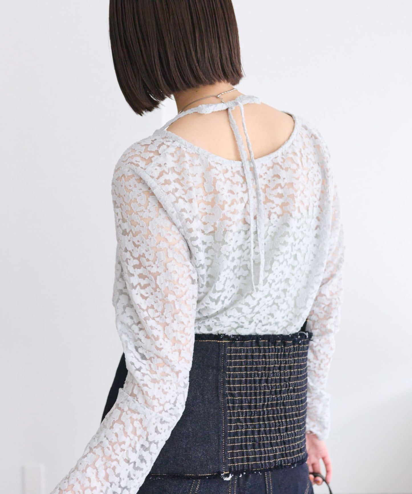 mystic 透視頸圈蝴蝶結長袖T恤