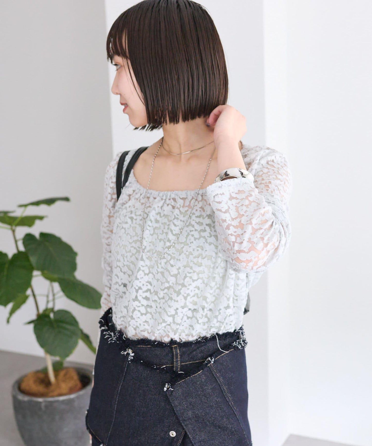 mystic 透視頸圈蝴蝶結長袖T恤