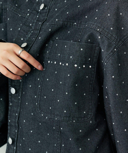 鉚釘設計 牛仔面料 襯衫夾克
